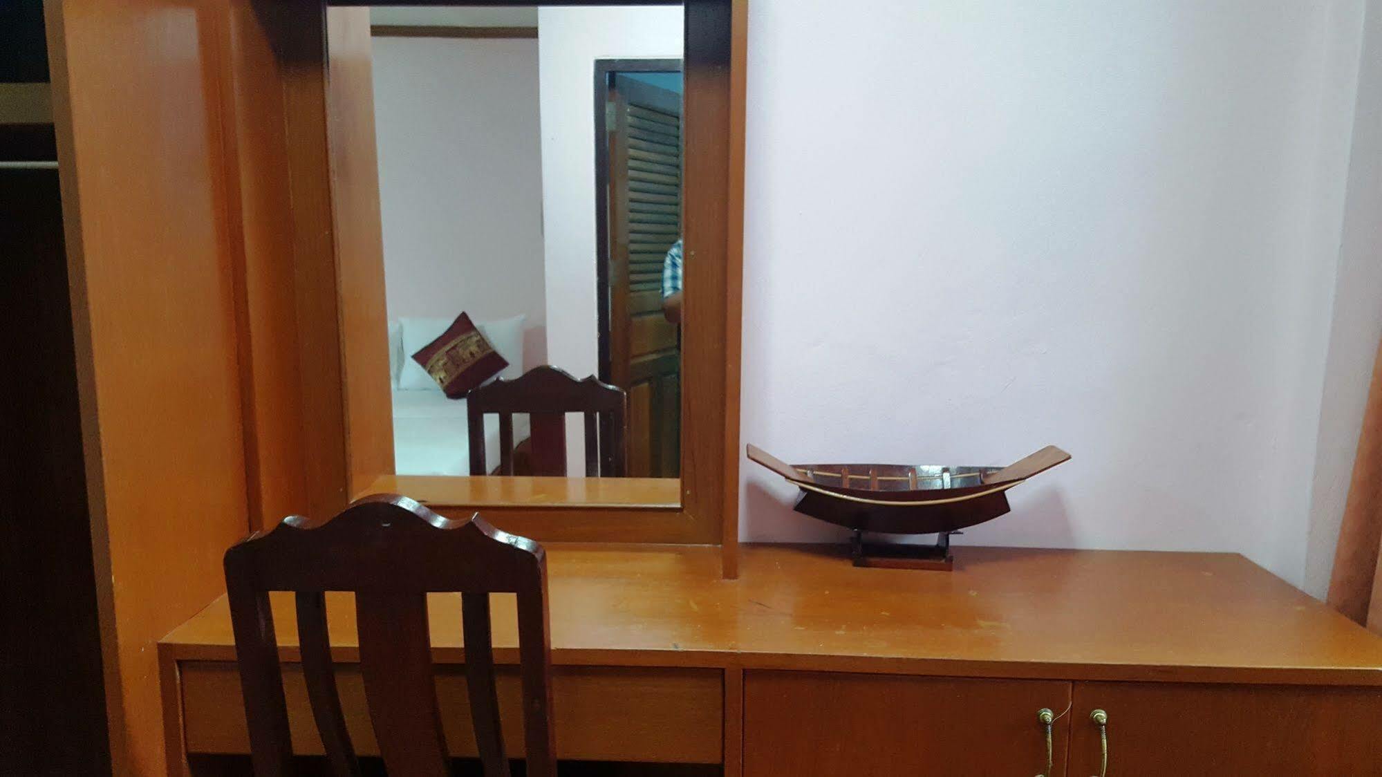 فندق Coconut House Chaweng لكوه ساموي المظهر الخارجي الصورة